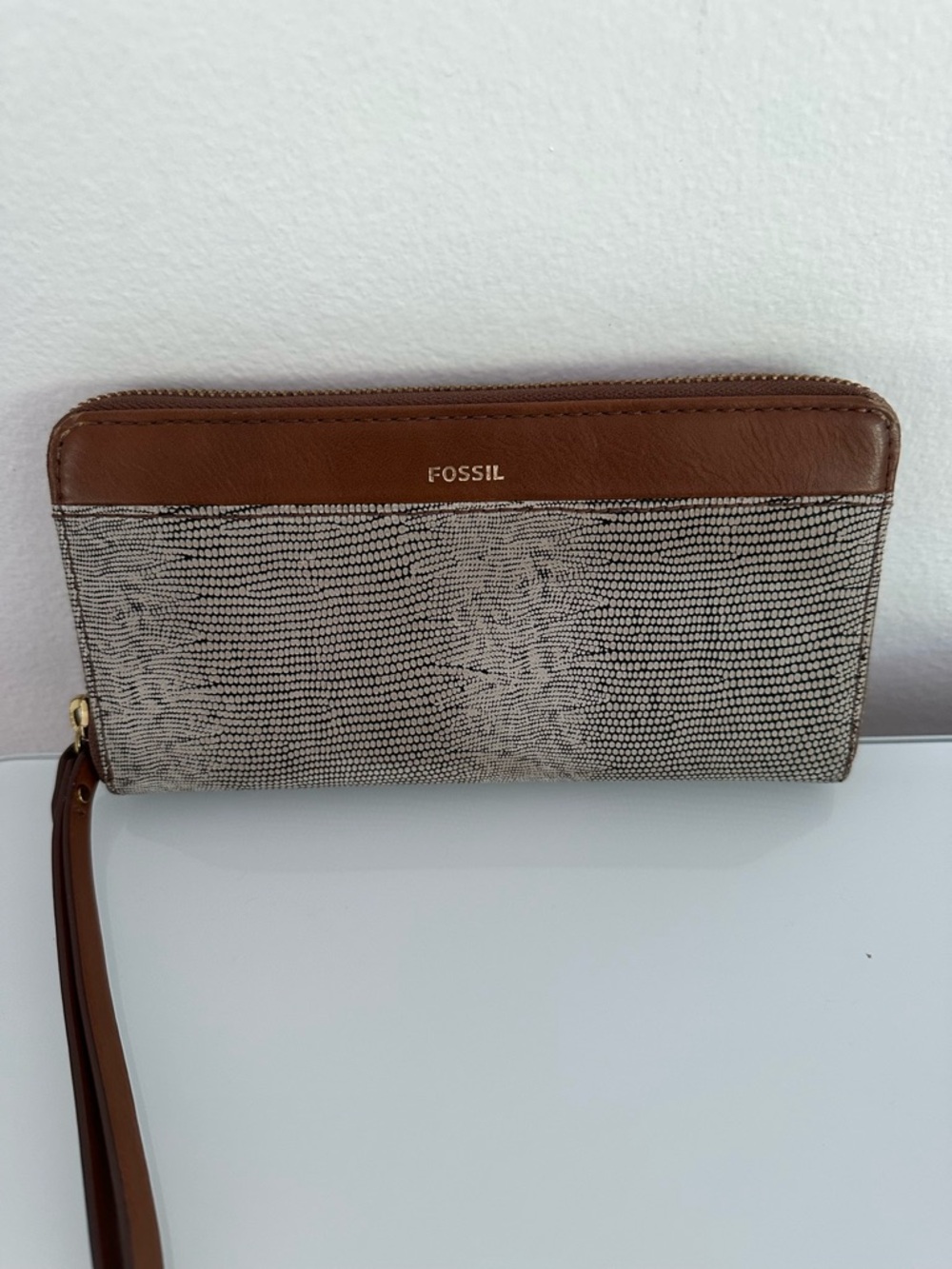 Fossil Brown and Gray Textured Wristlet or Wallet